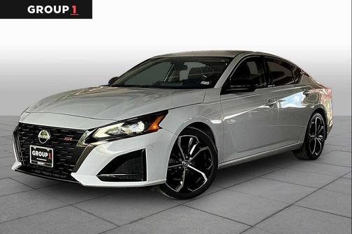 Gray Sky Pearl 2023 Nissan Altima SR FWD