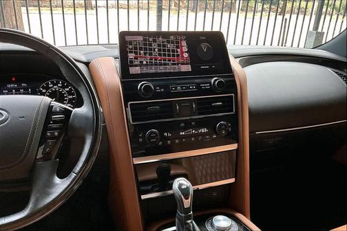 2024 INFINITI QX80 SENSORY AWD