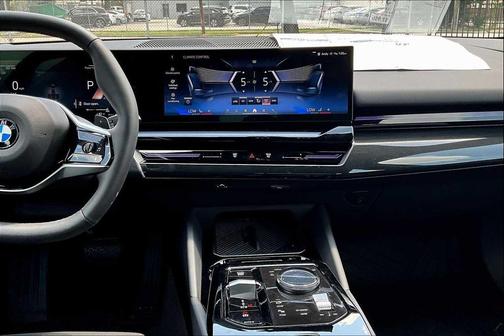 2025 BMW 530 i