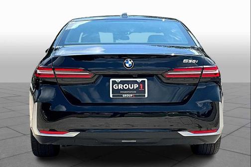 2025 BMW 530 i
