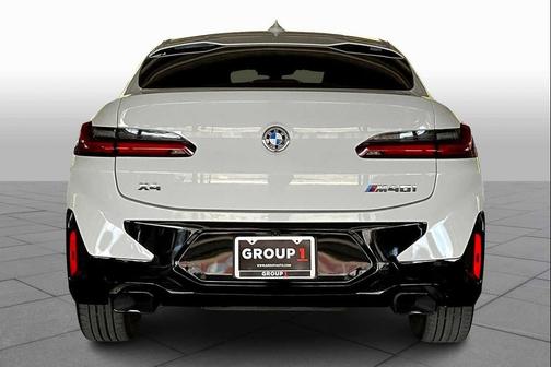2023 BMW X4 M40i