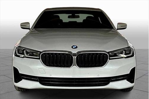 2022 BMW 530 i
