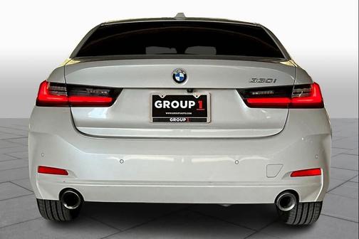 2023 BMW 330 330i