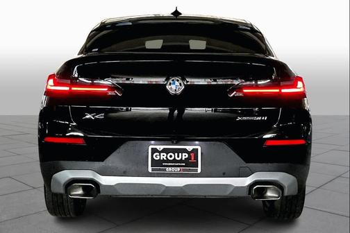 2023 BMW X4 xDrive30i