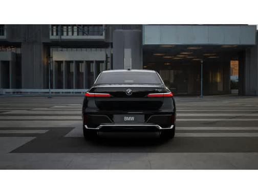2026 BMW 740 740i