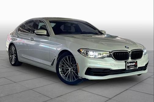 Mineral White Metallic 2019 BMW 530e iPerformance