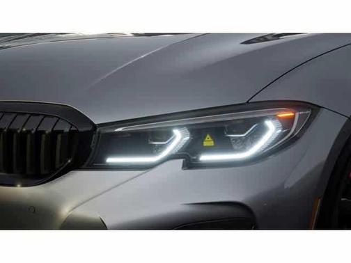 2025 BMW 330 i