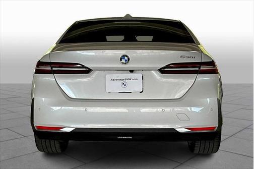 2025 BMW 530 i