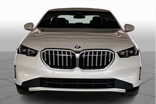 2025 BMW 530 i