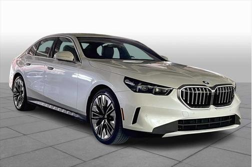 2025 BMW 530 i