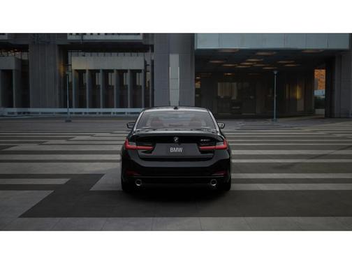 2026 BMW 330 i