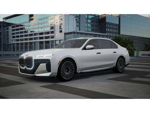 2026 BMW 740 740i