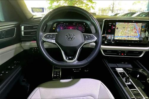 2024 Volkswagen Atlas Cross Sport 2.0T SEL Premium