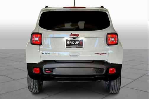 2023 Jeep Renegade Trailhawk