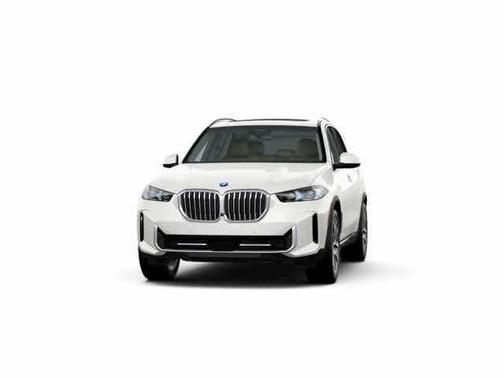 Mineral White Metallic 2026 BMW X5 PHEV xDrive50e