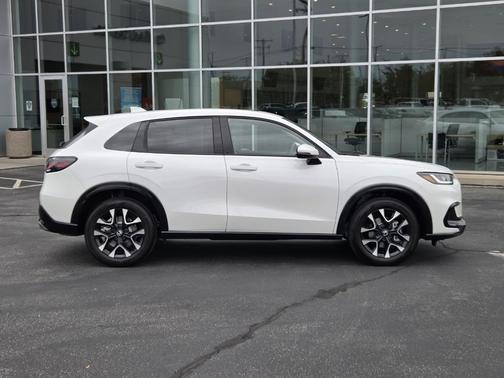 White 2026 Honda HR-V EX-L