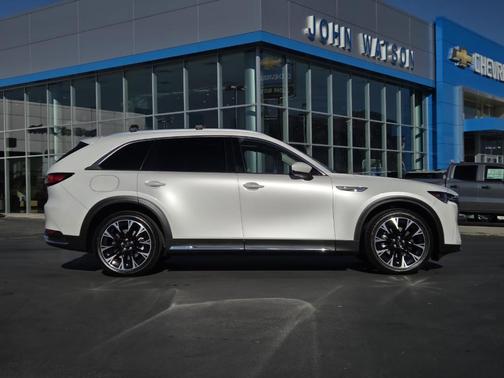 2024 Mazda CX-90 PHEV Premium