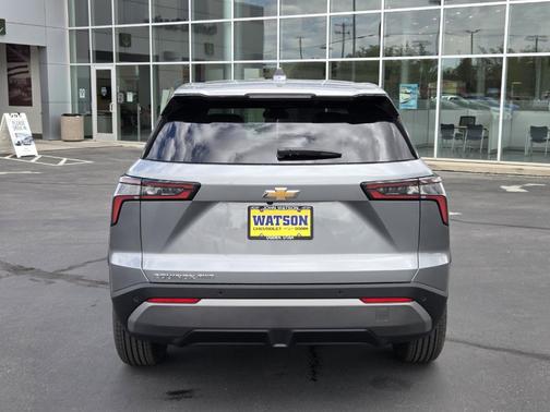 Sterling Gray Metallic 2026 Chevrolet Equinox LT