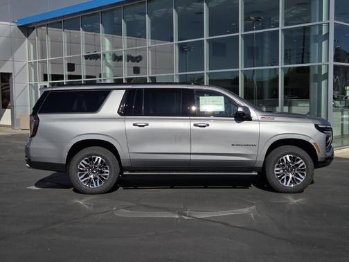 2025 Chevrolet Suburban Z71