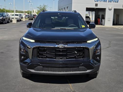 Mosaic Black Metallic 2026 Chevrolet Equinox AWD ACTIV