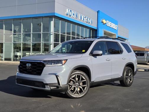 2023 Honda Pilot Touring