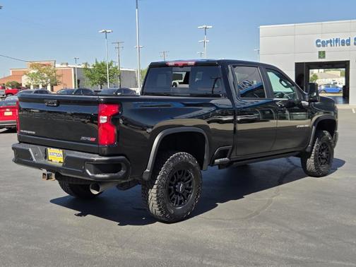 Black 2024 Chevrolet Silverado 2500 ZR2
