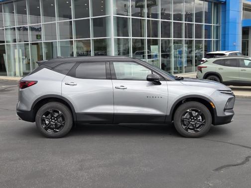 Sterling Gray Metallic 2026 Chevrolet Blazer LT