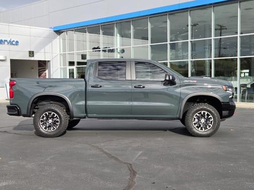 2025 Chevrolet Silverado 1500 ZR2
