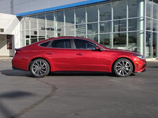 2023 Hyundai SONATA Limited