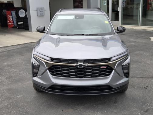 Sterling Gray Metallic 2026 Chevrolet Trax 2RS