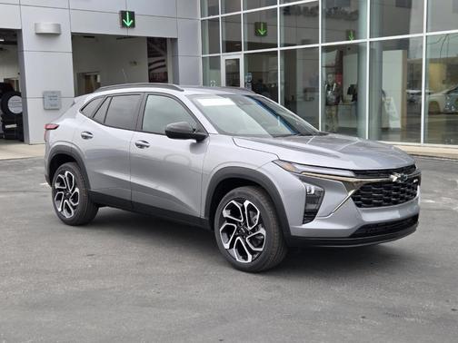 Sterling Gray Metallic 2026 Chevrolet Trax 2RS