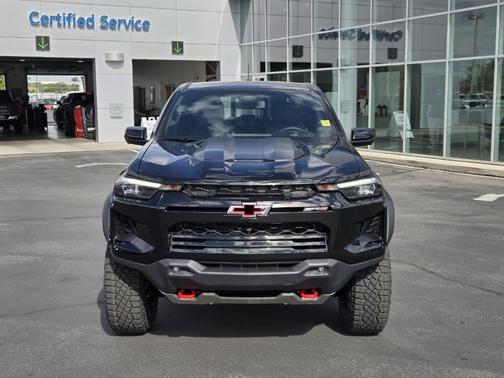 Black 2026 Chevrolet Colorado ZR2