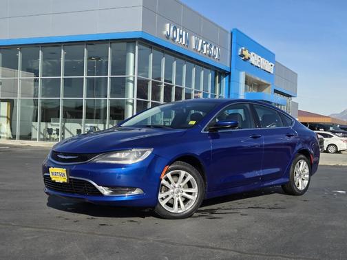 2016 Chrysler 200 Limited