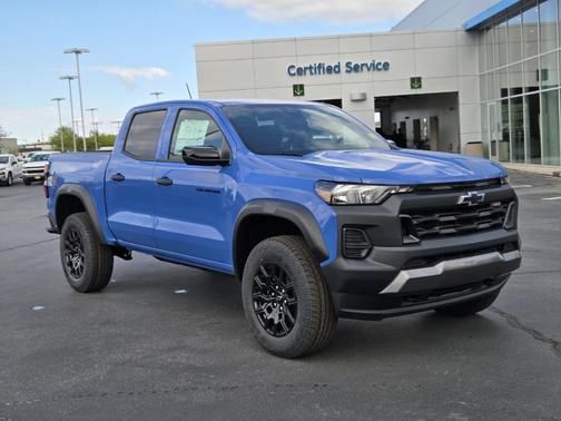 Reef Blue Metallic 2026 Chevrolet Colorado Trail Boss