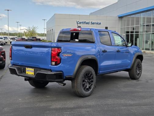Reef Blue Metallic 2026 Chevrolet Colorado Trail Boss