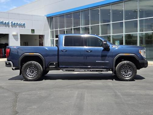 Blue 2021 GMC Sierra 2500 SLE