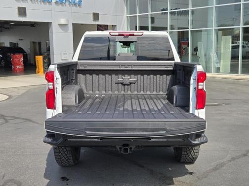 Summit White 2026 Chevrolet Silverado 1500 ZR2