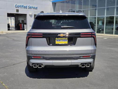 Sterling Gray Metallic 2026 Chevrolet Traverse LT