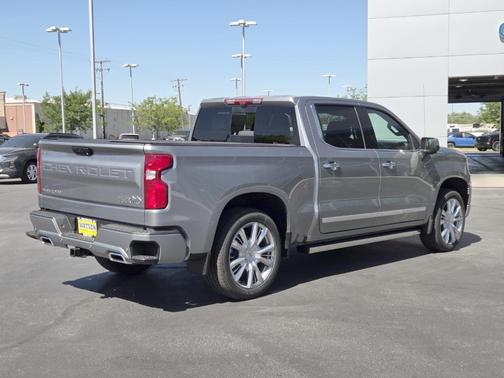 Sterling Gray Metallic 2026 Chevrolet Silverado 1500 High Country