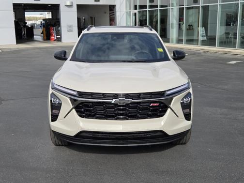 White Sand 2026 Chevrolet Trax 2RS