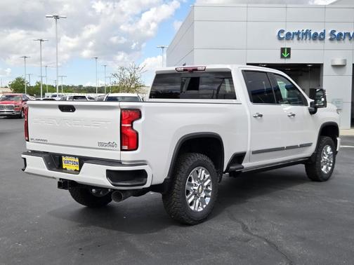 2025 Chevrolet Silverado 3500 High Country