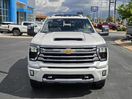 2025 Chevrolet Silverado 3500 High Country