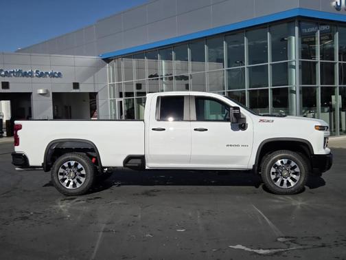 2026 Chevrolet Silverado 2500 Custom