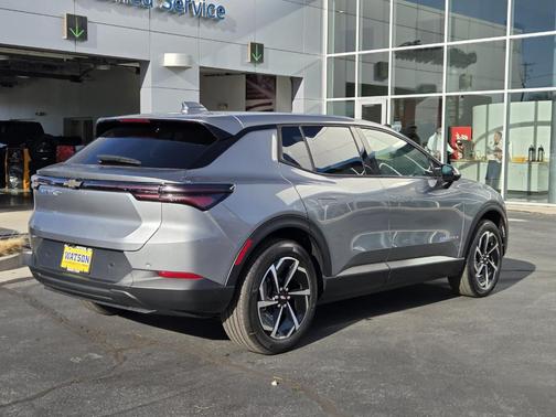 2026 Chevrolet Equinox EV LT 1