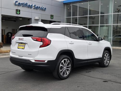 2021 GMC Terrain SLT