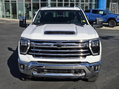 2025 Chevrolet Silverado 3500 LTZ