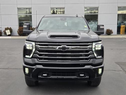 2025 Chevrolet Silverado 3500 High Country