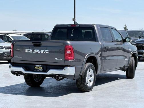 Crystal Metallic 2026 RAM 1500 Big Horn/Lone Star