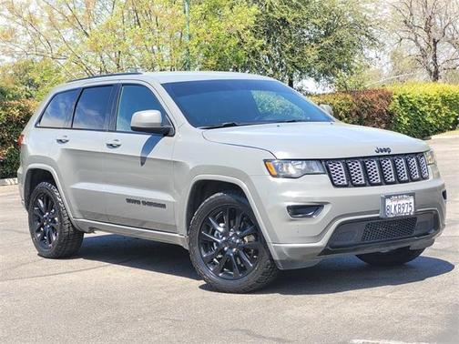 2019 Jeep Grand Cherokee Altitude