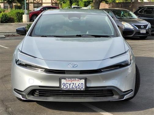 2023 Toyota Prius LE